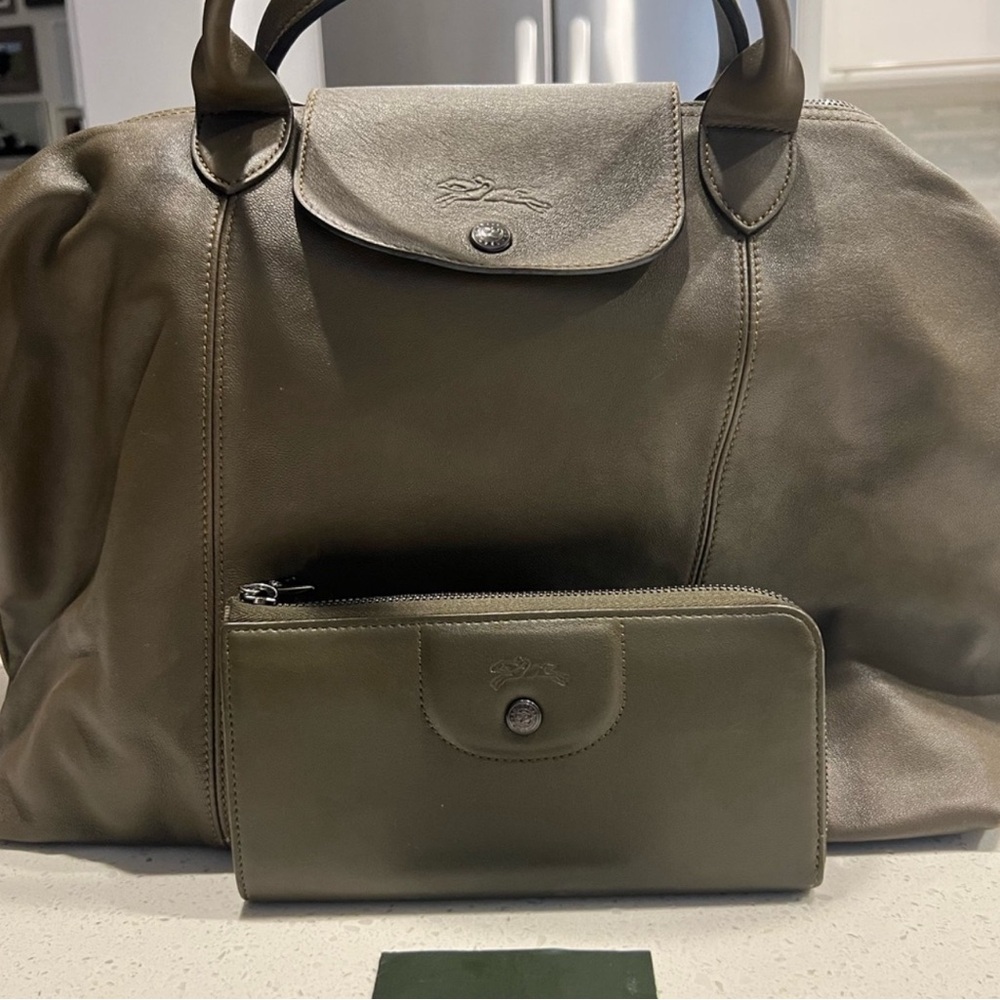 Longchamp Le Pliage Cuir Medium Bag